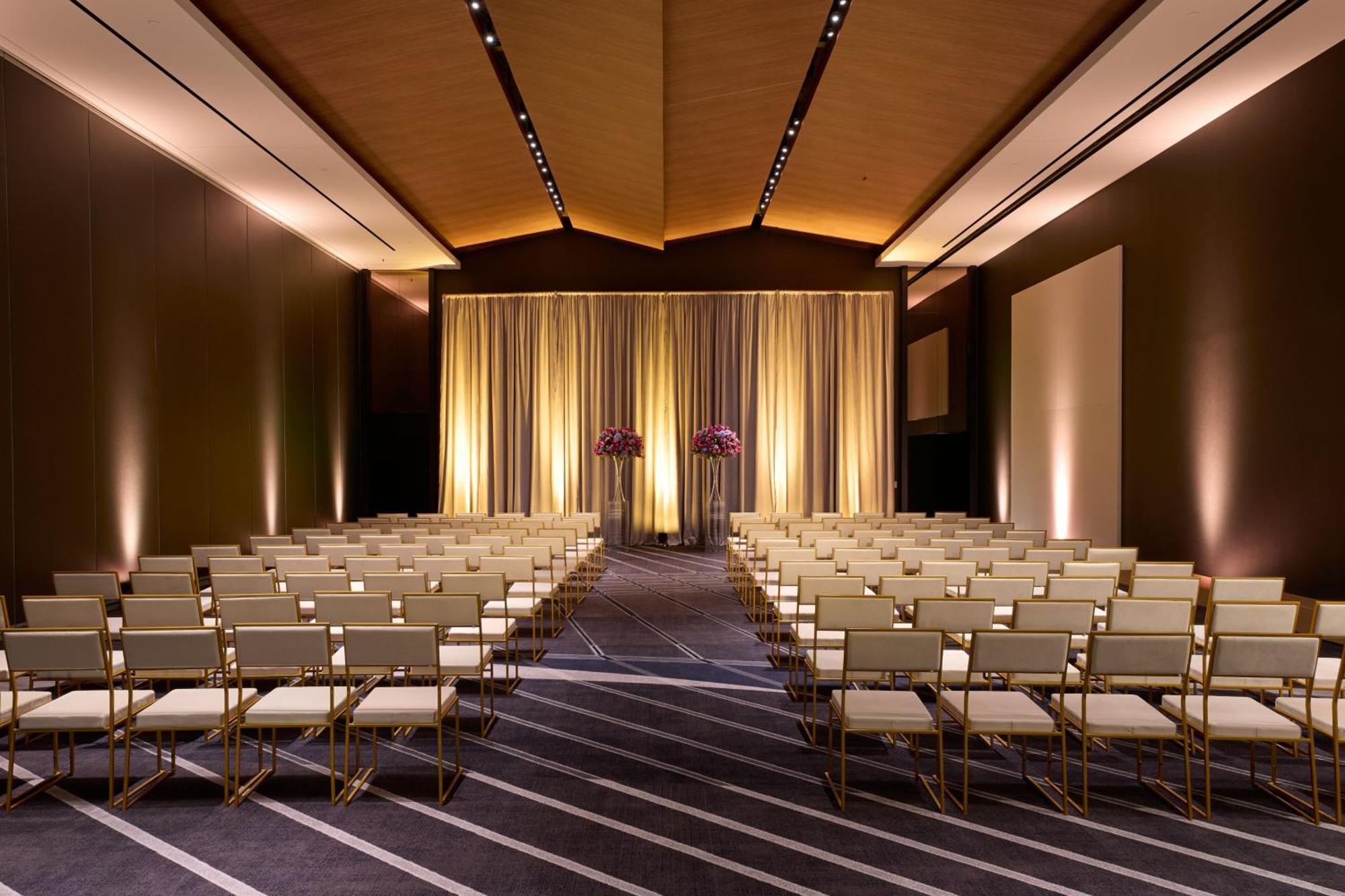 Jw Marriott Dallas Arts District Exterior photo