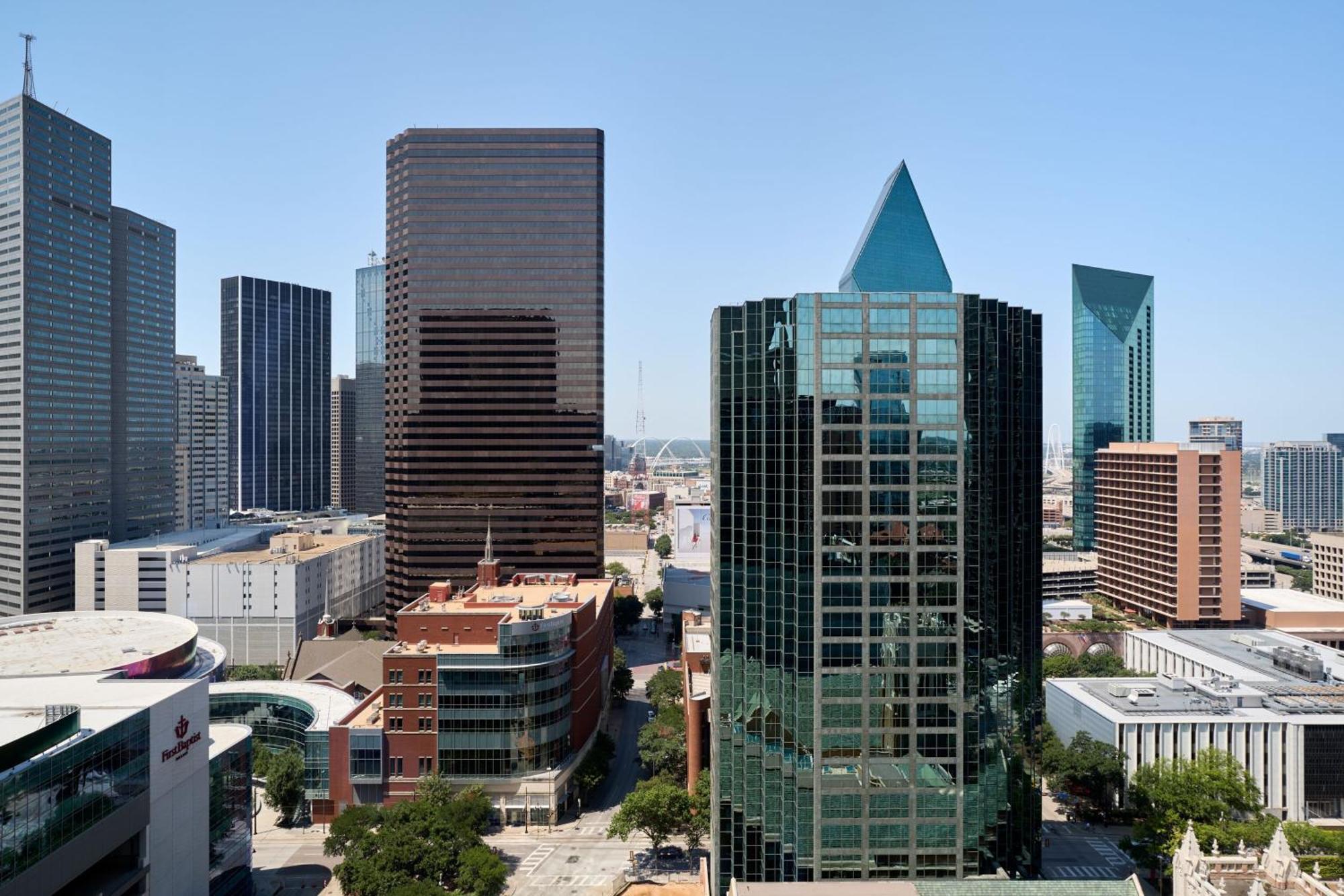 Jw Marriott Dallas Arts District Exterior photo