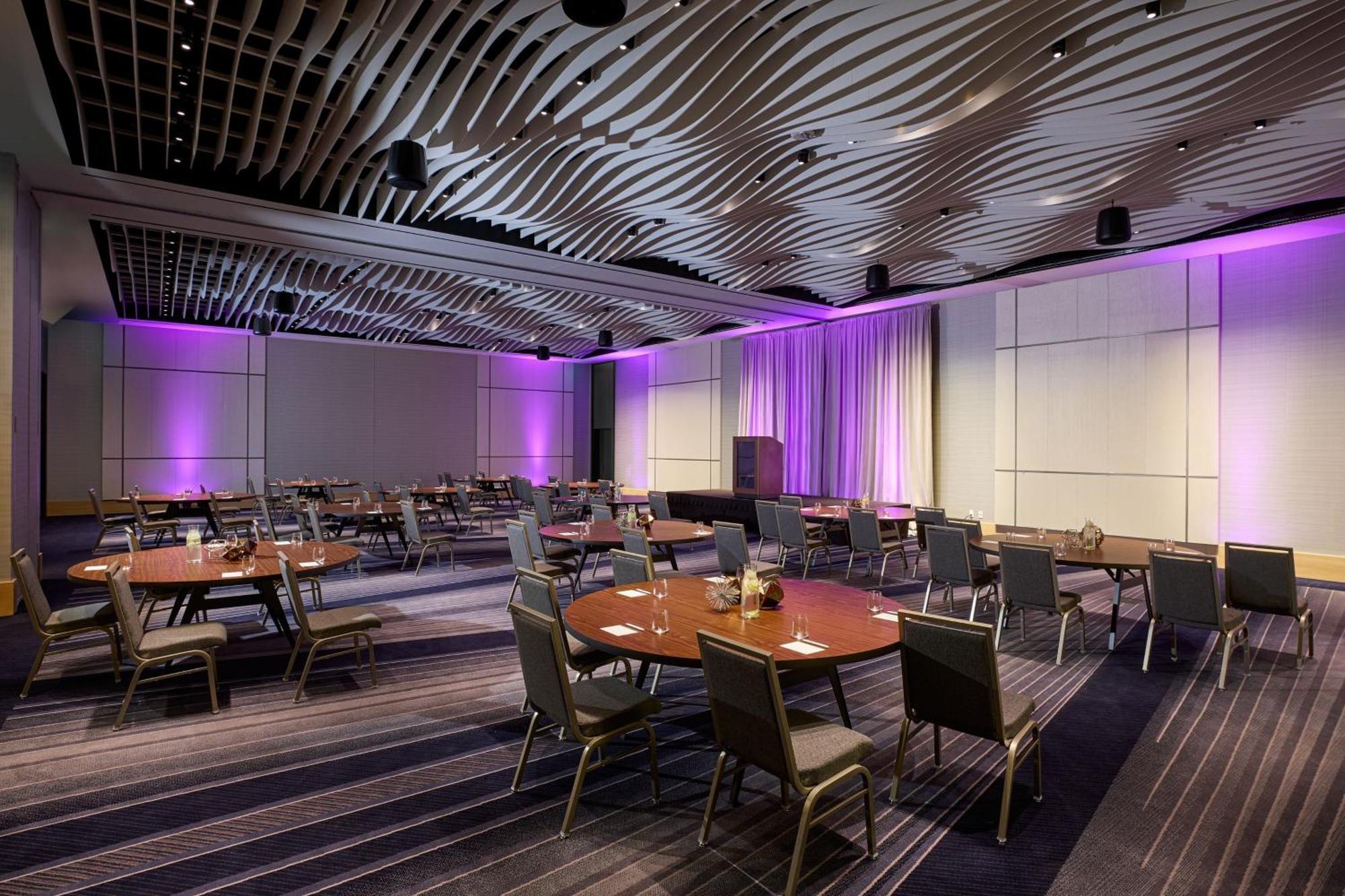 Jw Marriott Dallas Arts District Exterior photo